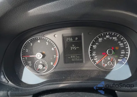 2015 Volkswagen Passat 1.8T Wolfsburg Edition z USA, uszkodzony, nr VIN 1VWAT7A33FC053499